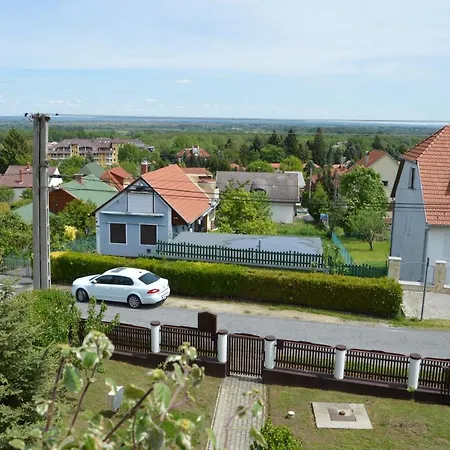 Katalin App. Zalagyoengye Apartment *